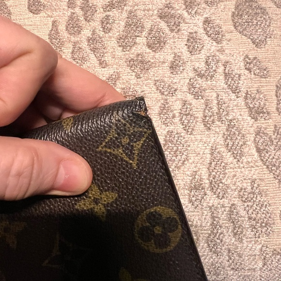 Louis Vuitton bifold men’s wallet - Picture 12 of 13